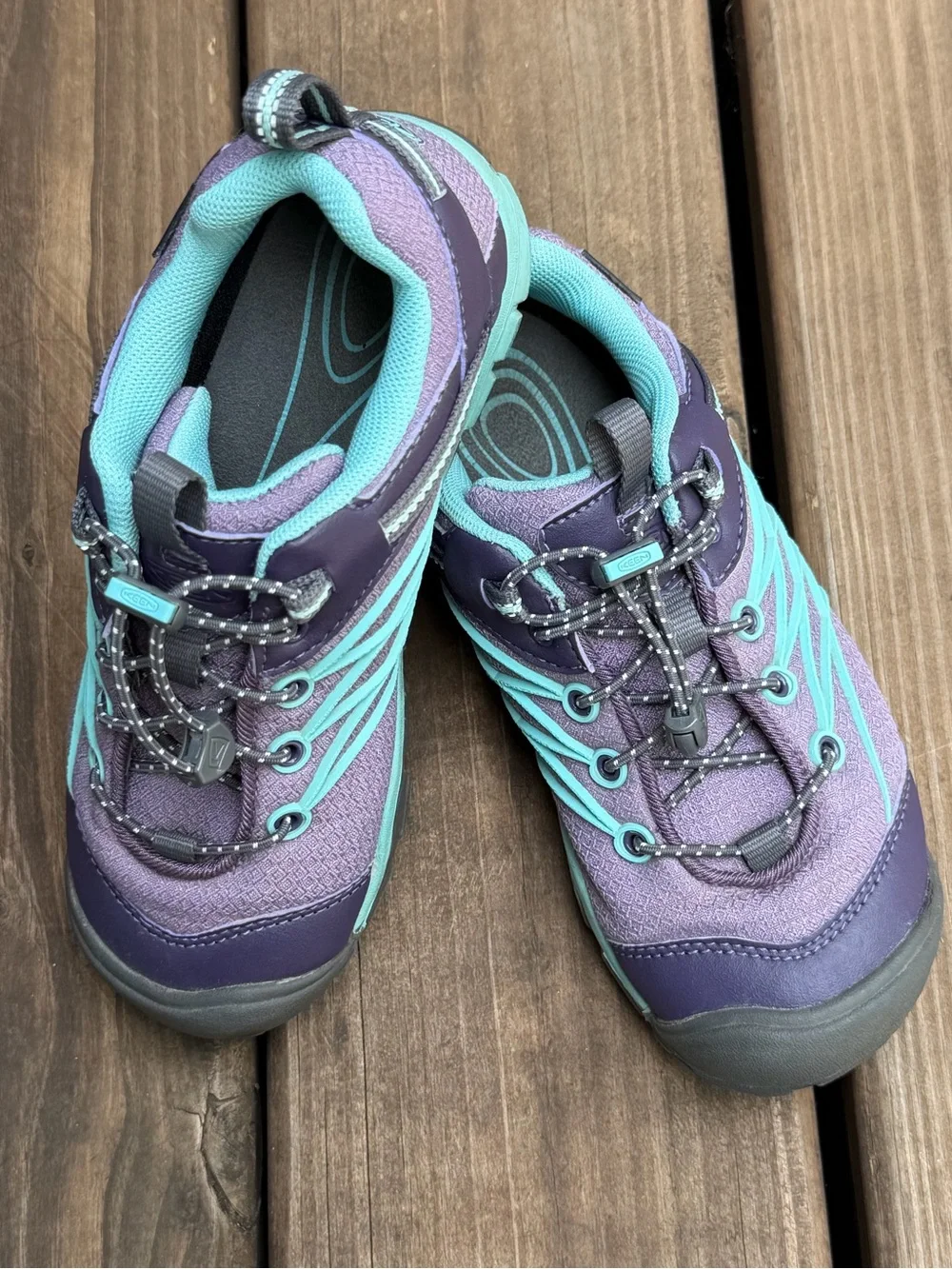 Keen Shoes Kid's Sneakers Chandler CNX Waterproof Size 2 Girl's